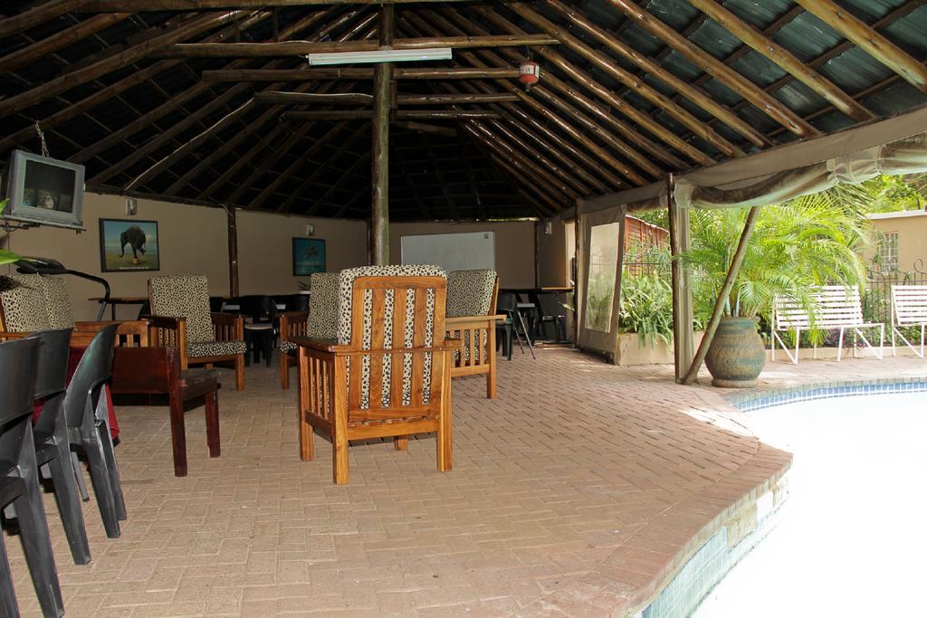 Rustenburg Guesthouse Exterior foto